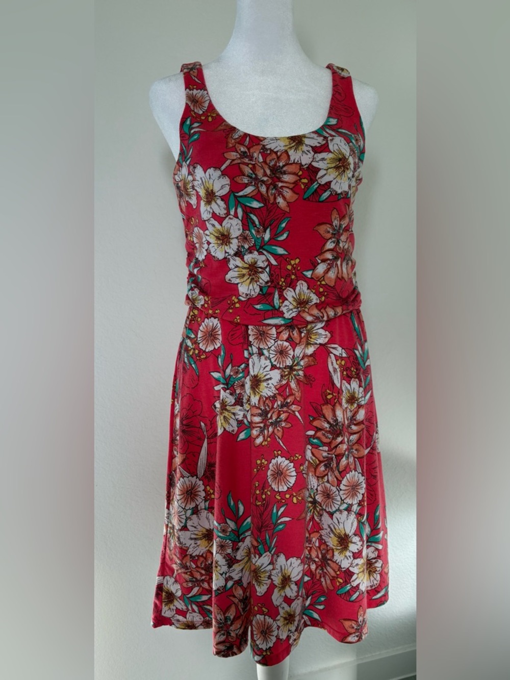 Faded Glory Red Floral Scoop-Neck Midi Dress with Teal Accents